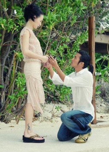 5月20日分居满一年收离婚书 柏芝与霆锋正式离婚