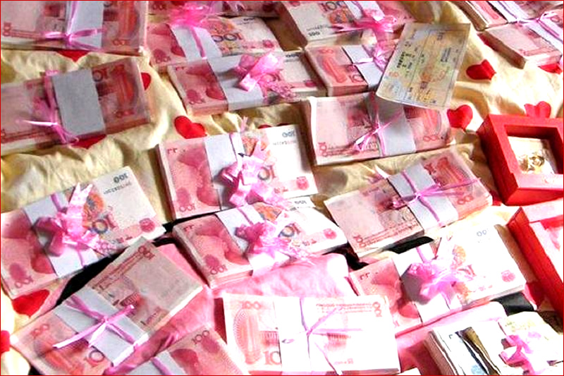 女儿婚后起诉母亲讨要彩礼，一审以其于法无据予以驳回