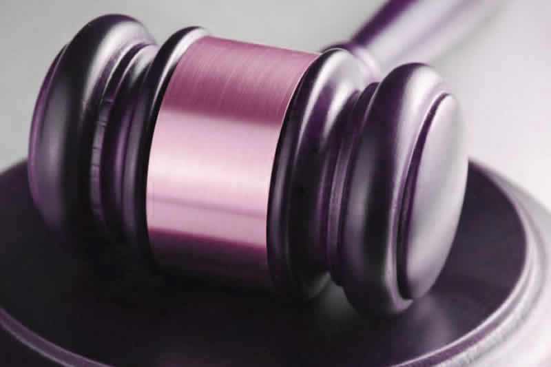 被人捉奸不慎坠亡，怒告索赔百万被驳